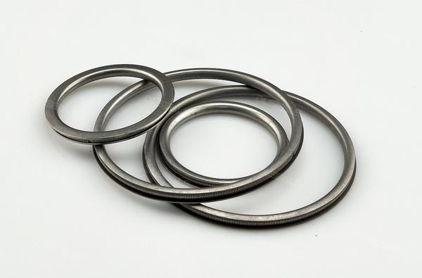 metal C-ring