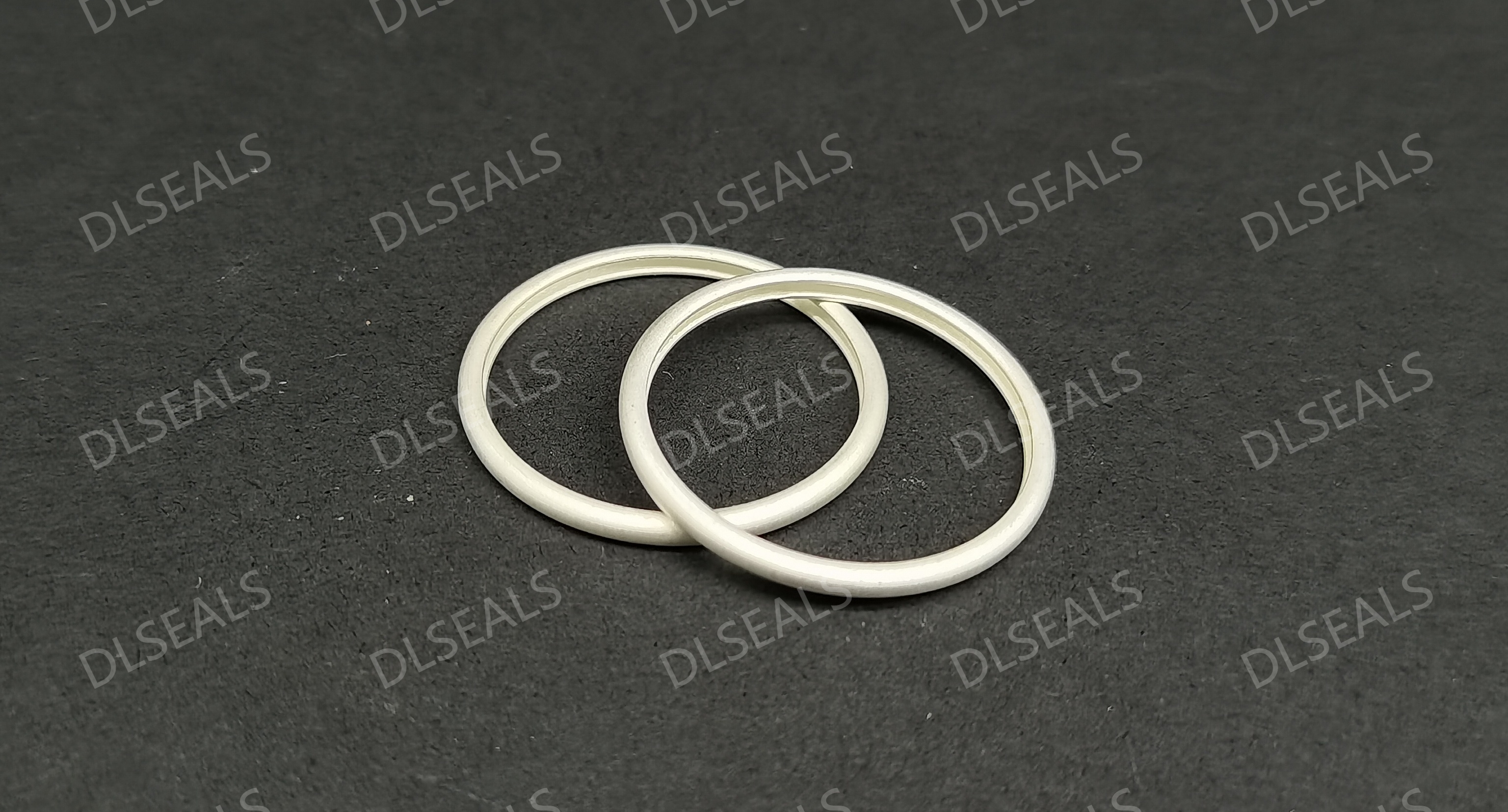 Metal seals