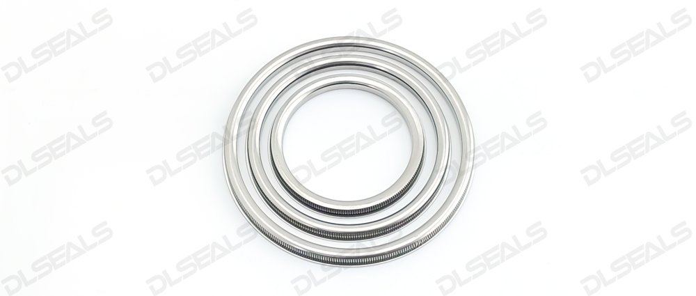 Metal C-ring